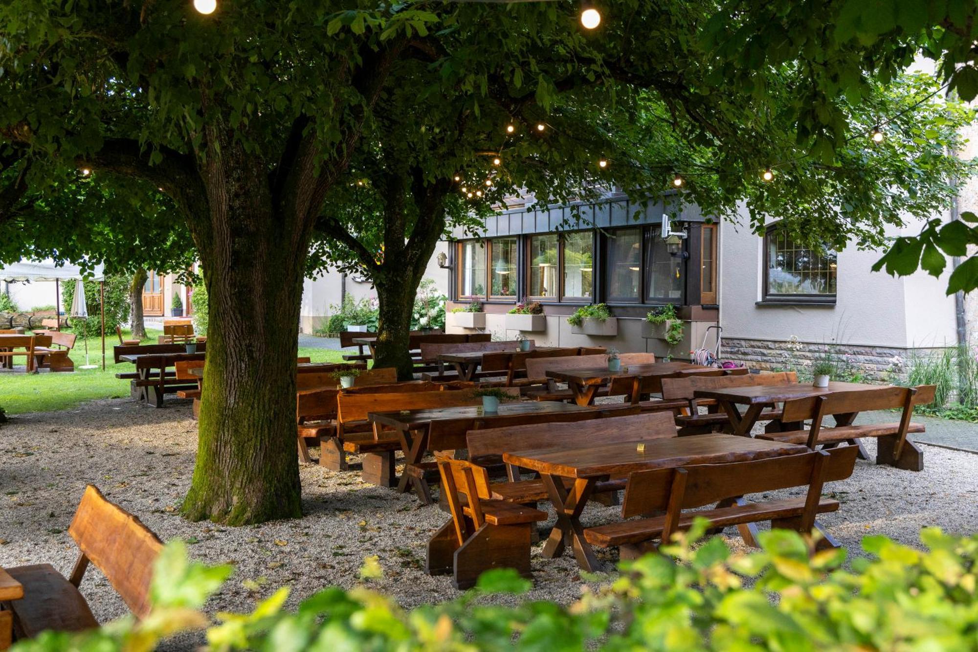 Hotel Lindenhof Hubmersberg Pommelsbrunn Exterior foto